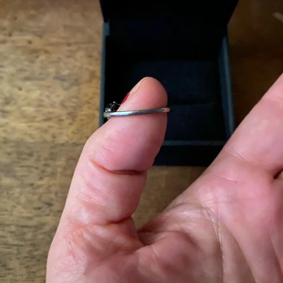 Kay Jewelers Black Rose Ring - Picture 8 of 11